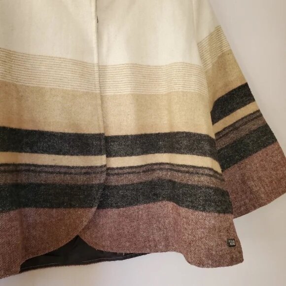 Billabong Shadow Cream & Red Striped Jacket Tulip Hem - Picture 5 of 13